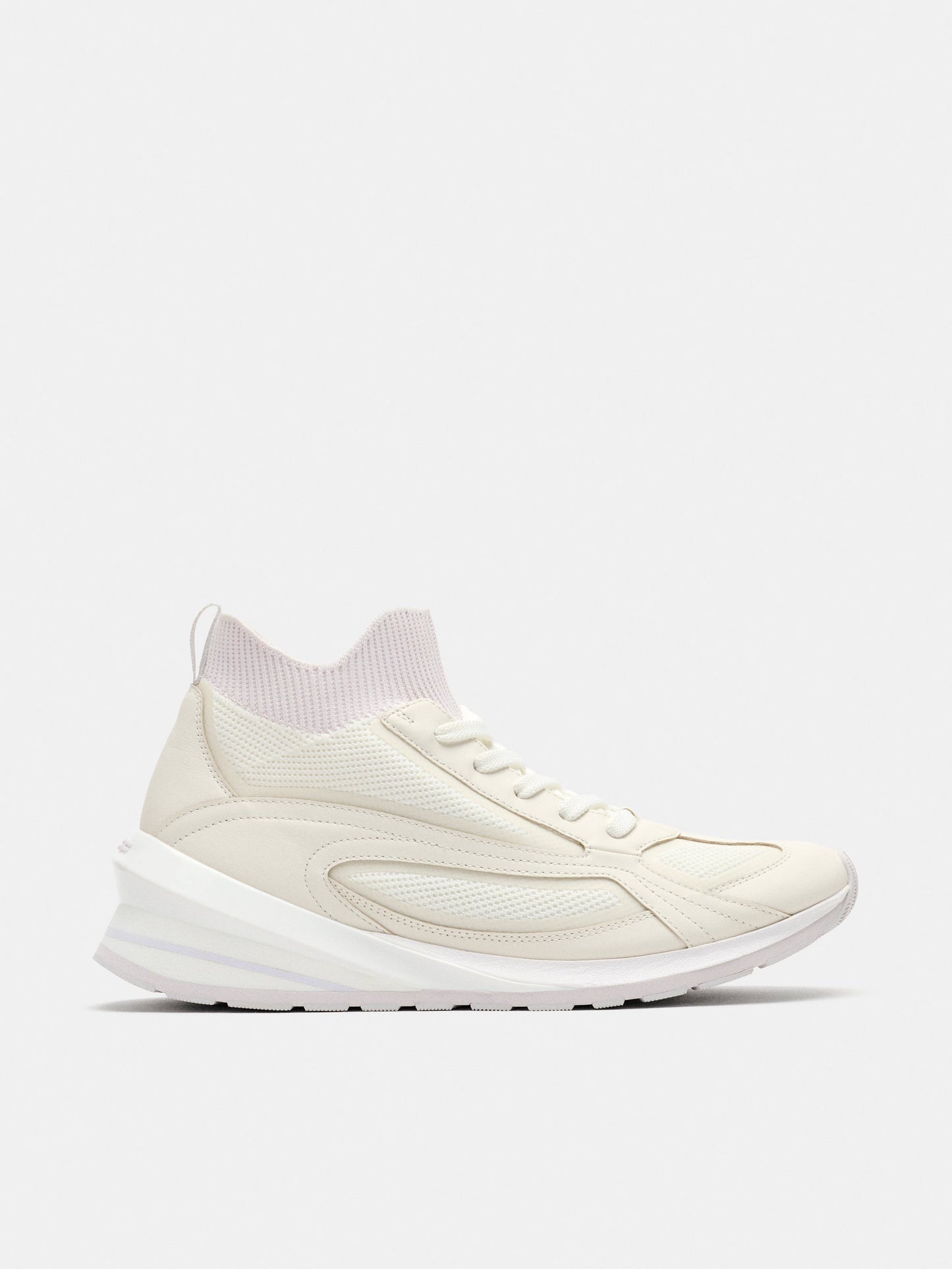 Seven Flyknit Runner Off White
